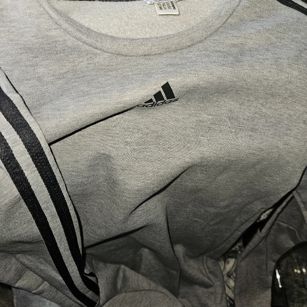 Sweater - Picture 2 of 2